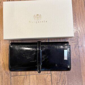 BORGASETS BLACK LEATHER women's tri fold wallet NEW IN BOX